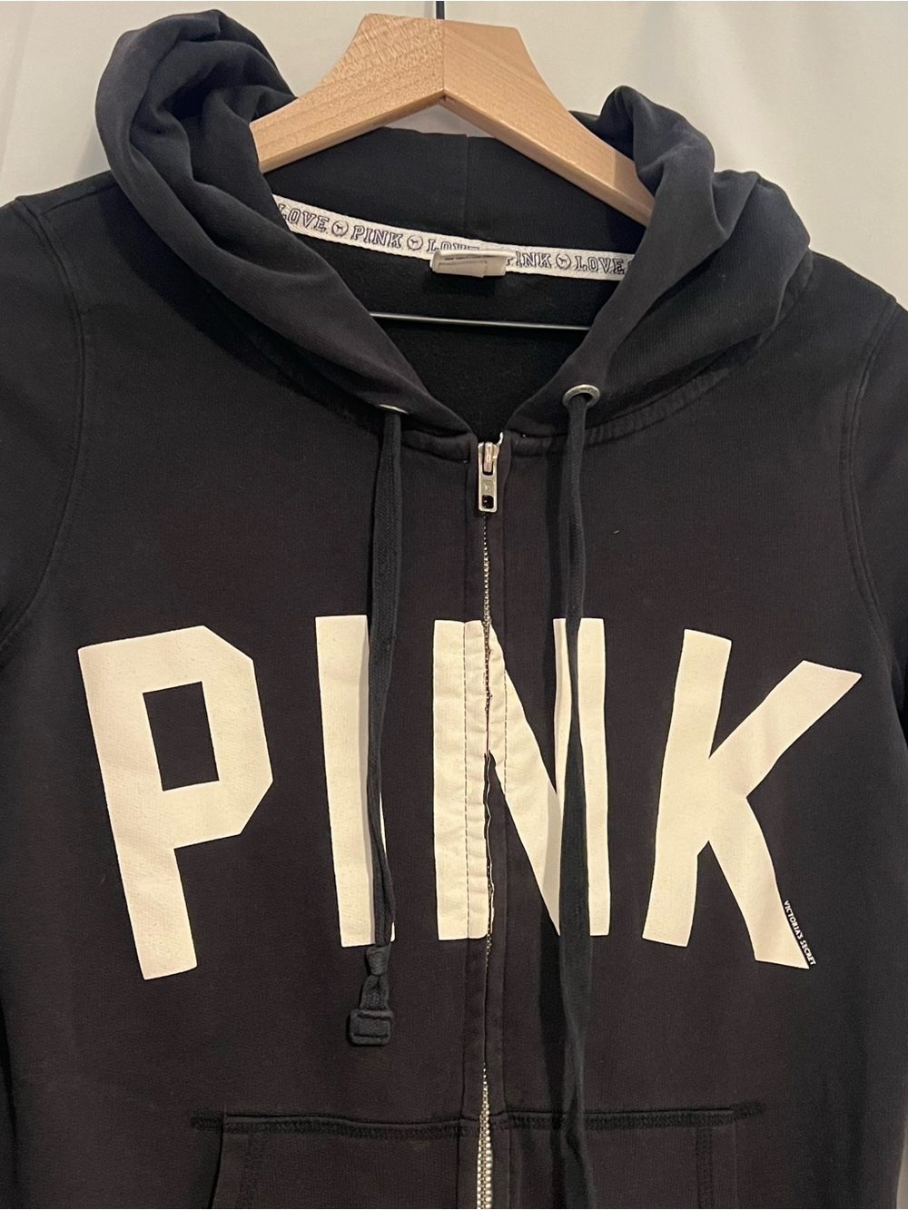 VS Pink 2010s Zip Up Hoodie - Picture 2 of 7
